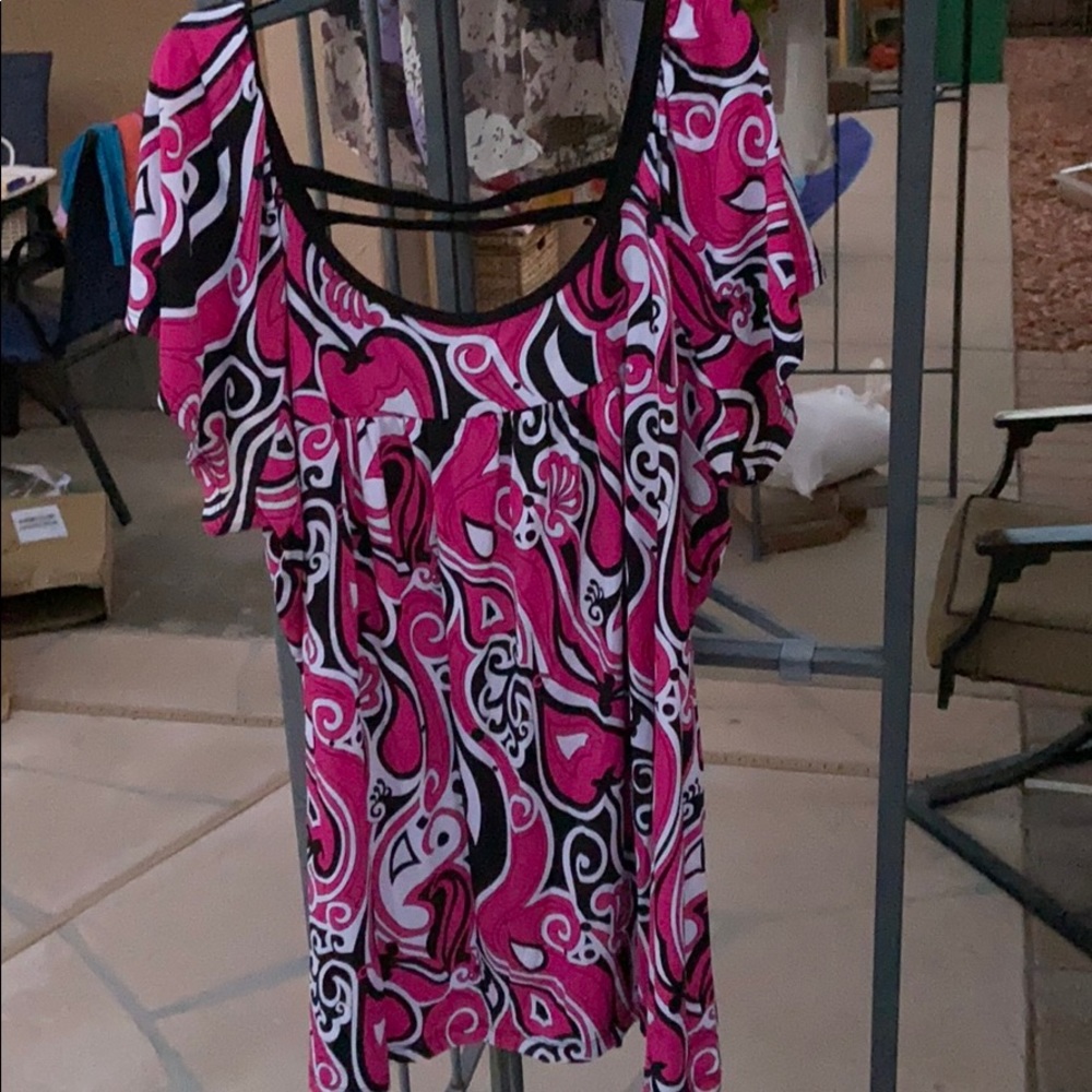 Shorts sleeve blouse